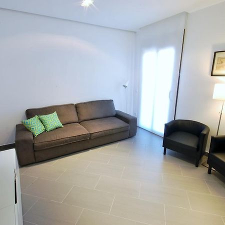 Gran Via SDB Apartment Barcelona Bagian luar foto