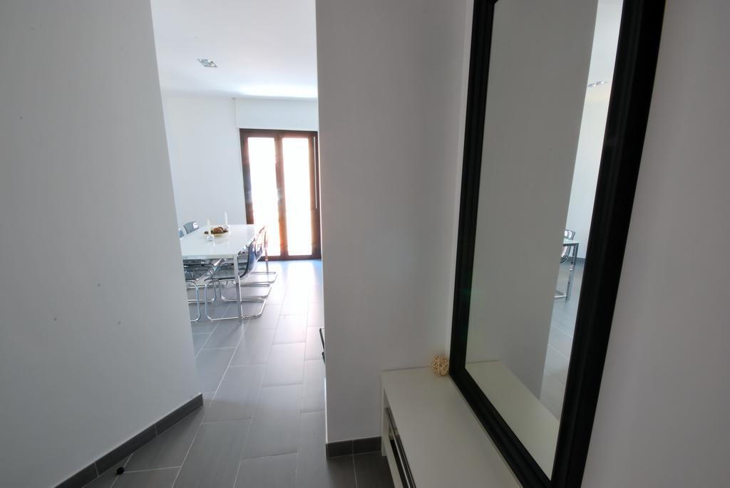 Gran Via SDB Apartment Barcelona Bagian luar foto